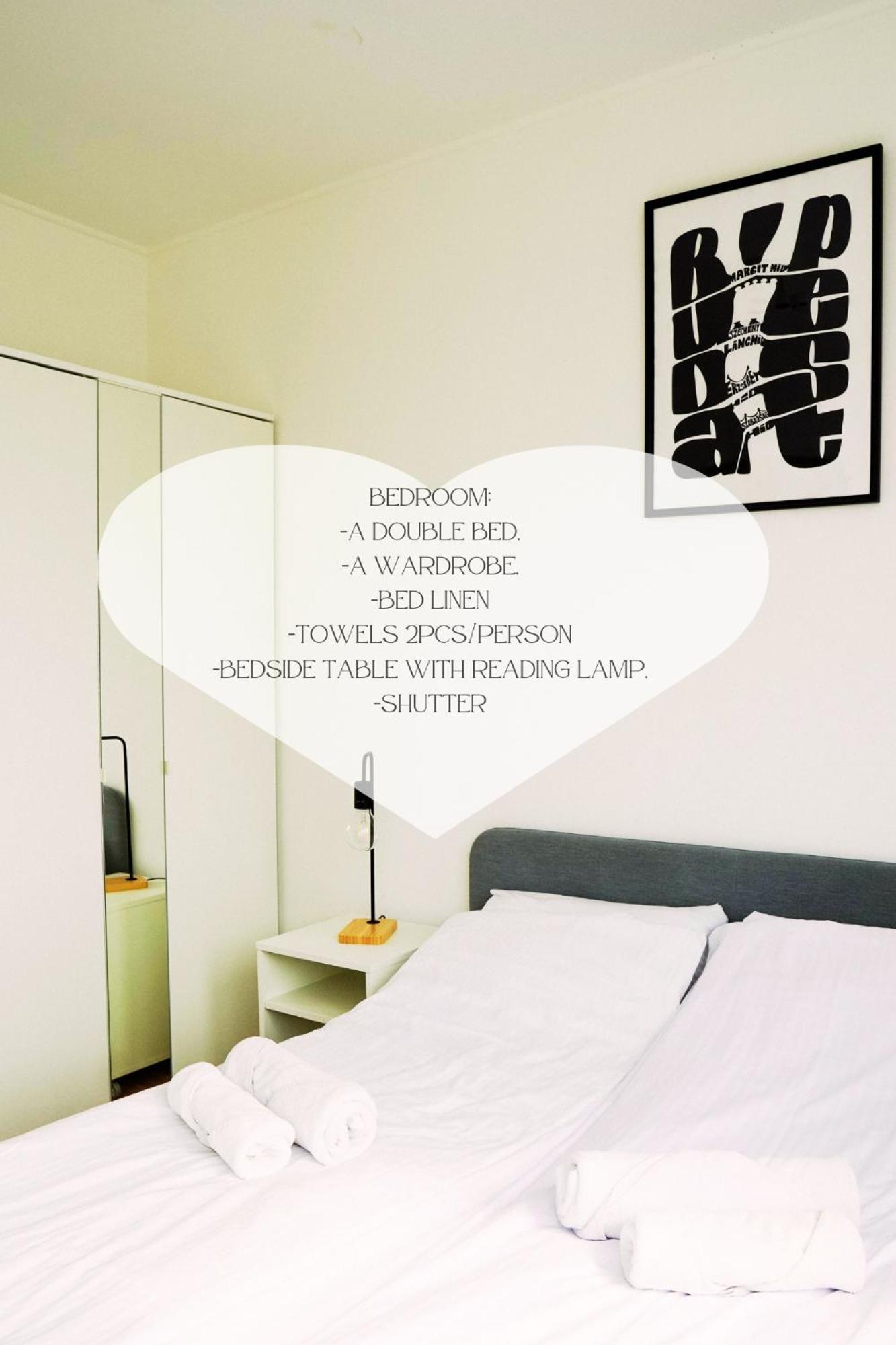 Matyas Corner Apartments Panorama Apartment I Будапеща Стая снимка
